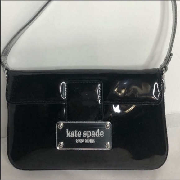 kate spade Handbags - Kate Spade ♠️ mirror wristlet/ clutch
